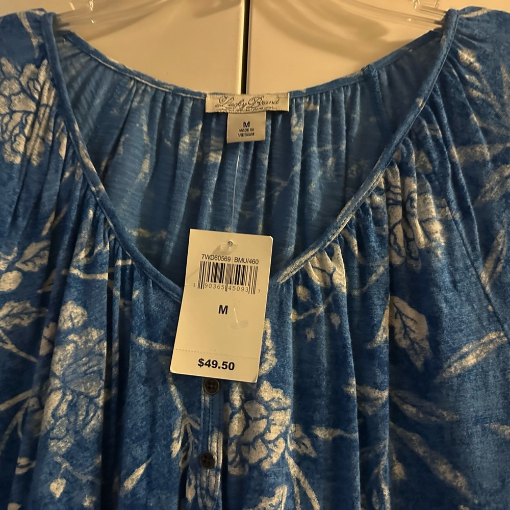 Comfortable brand new Lucky brand long sleeve shirt